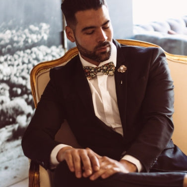 Easy fasten bow ties for men