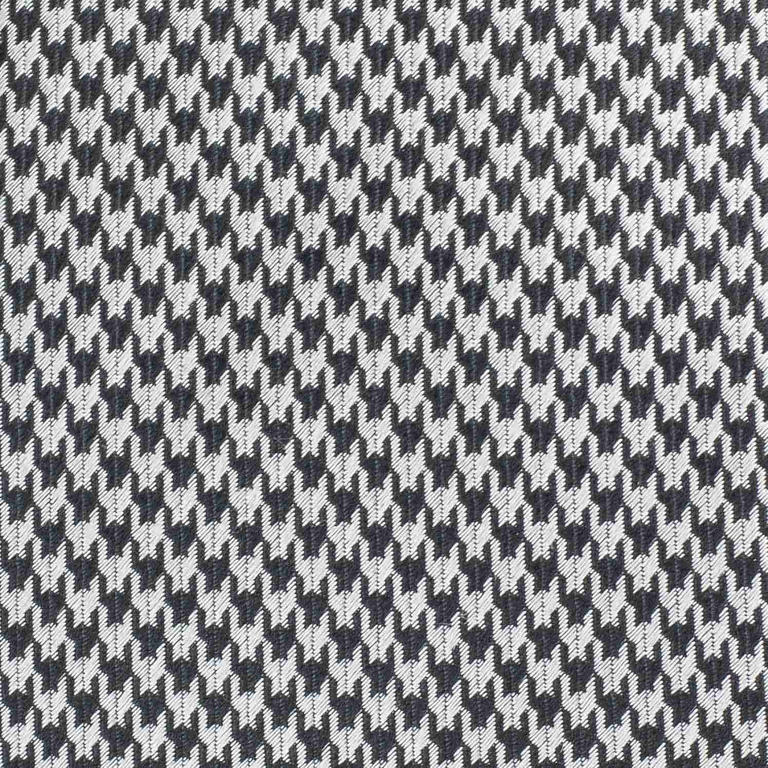 Houndstooth pattern in black and white